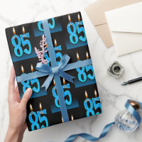 85e anniversaire bougies avec globes oculaires