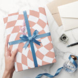 Papier Cadeau À damiers de vérification de la collection de Mari<br><div class="desc">Rose moderne bohème or couleur thème mariage mariée produits de fête de mariage. À feuillage persistant rétro tendance chèques dépoli design,  dépoli plaques de papier à damiers dans belle élégante et chic rose or et blanc couleur.</div>