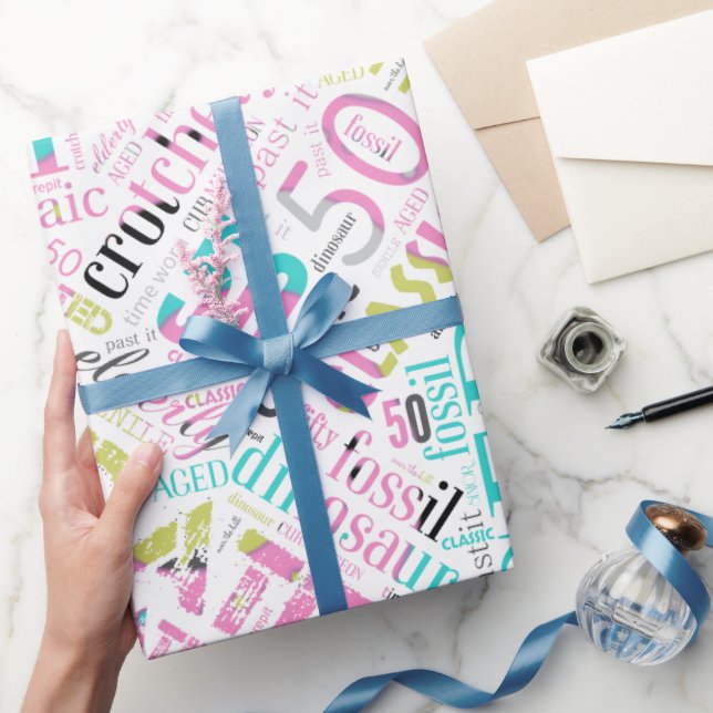 Papier Cadeau Anniversaire Mot Cloud Cinquante Rose ID266 (Cadeaux)