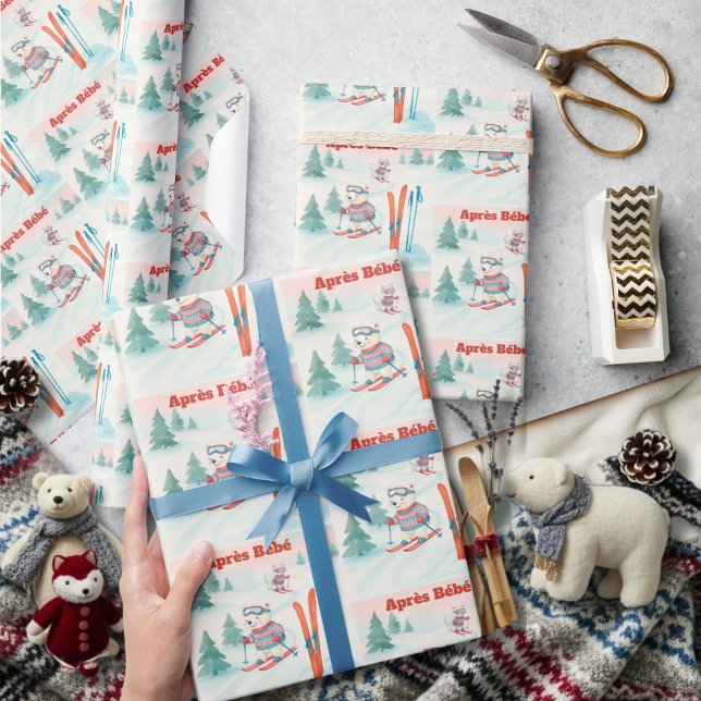 Papier Cadeau Après Bébé Ours Polaire et Renard Arctique au Ski (Après Bébé Polar Bear & Arctic Fox Skiing Wrapping Paper)