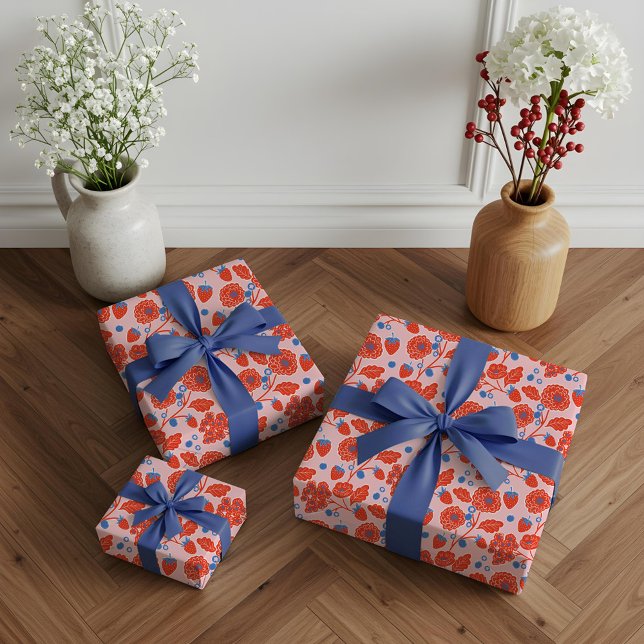 Papier Cadeau Baby shower mignet aux fraises sucrées (Cute Berry Sweet Strawberry Blueberry Baby Shower Wrapping Paper)