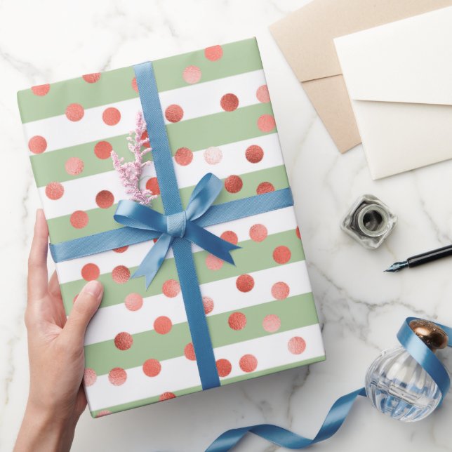 Papier Cadeau Baby shower motif fraise  (Cadeaux)