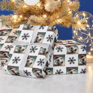 Papier Cadeau Ballon de Football avec Chapeau de Santa rouge Flo