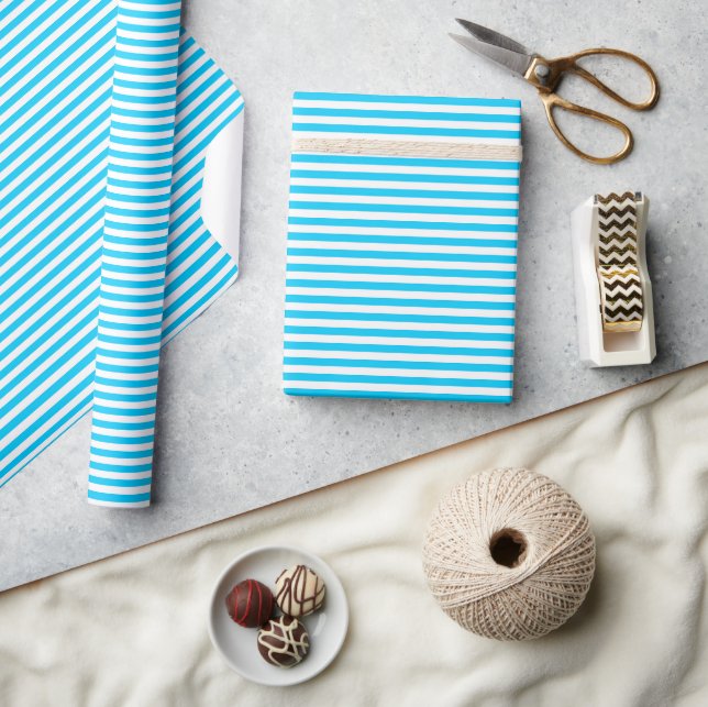Papier Cadeau Bandes romantiques classiques pour bébé blanc et b (Artisanat)
