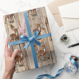 Papier Cadeau Bébé faon de Noël en bois rustique