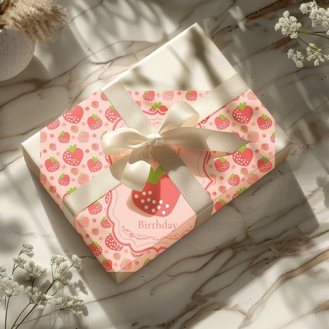 Papier Cadeau Berry First Strawberry Girl 1er anniversaire fête (Créateur téléchargé)