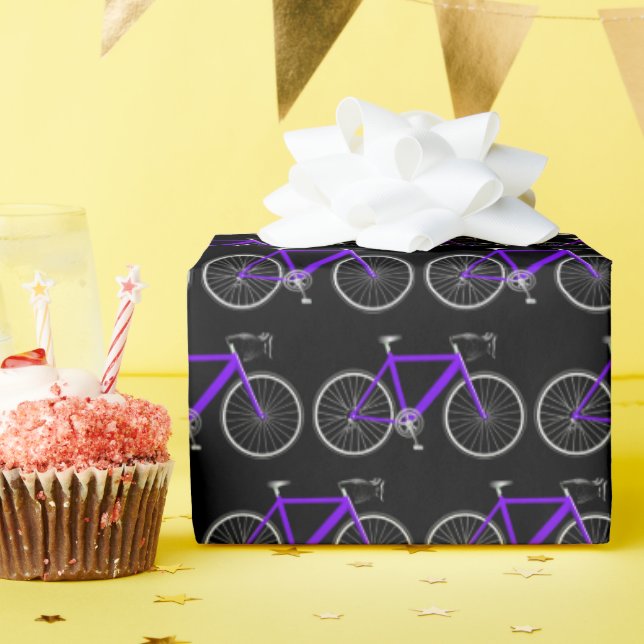 Papier Cadeau bicyclette violette sur papier d'emballage noir (Fête d'anniversaire)