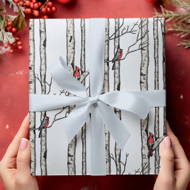 Papier Cadeau Birch Trees modernes et Red Cardinal Birds (Modern Hand Drawn Red Cardinals Perched on Birch Tree Branches on an Elegant Soft Blue Background.)