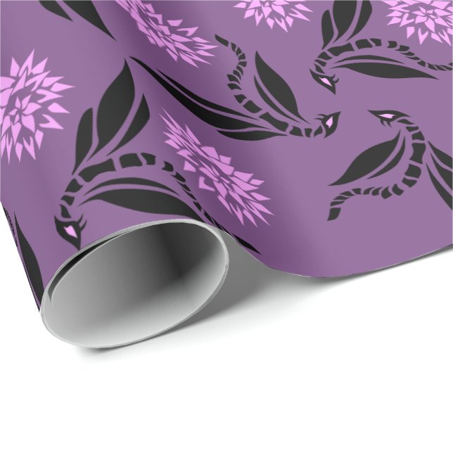 Papier Cadeau Black Dragonfly Wyn avec une fleur rose (Coin rond)