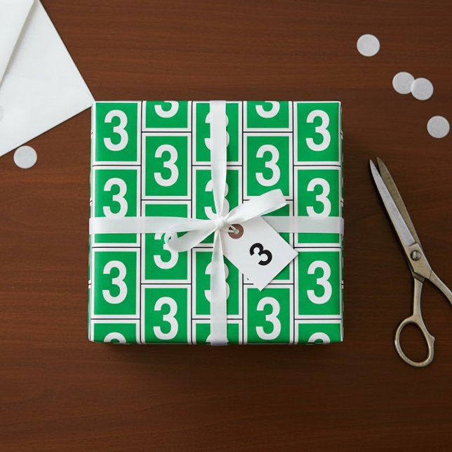 Papier Cadeau Blanc Et Vert Numéro Trois (Créateur téléchargé)