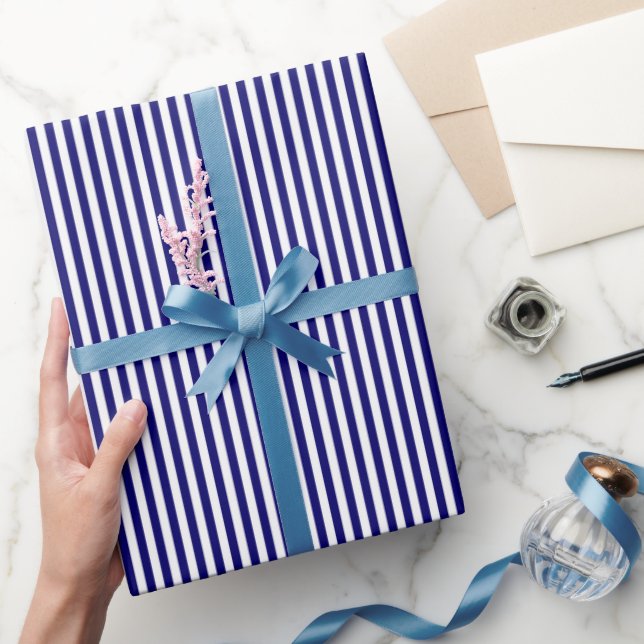 Papier Cadeau Bleu marine et rayures blanches (Cadeaux)