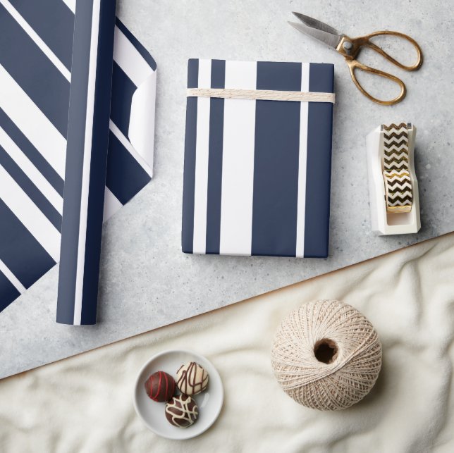 Papier Cadeau Bleu Marine Rayures Blanches Moderne (Artisanat)