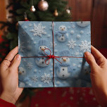 Papier Cadeau Blue Winter Christmas Sowman & Snowflakes<br><div class="desc">Envelopper le bonheur un cadeau à la fois avec cet adorable couture de croix Blue Winter Snowman & Snowflakes motif avec de beaux flocons de neige cousus à la main et des accents de perles parfaits pour cette saison de vacances! N'oubliez pas de vous arrêter au magasin Wrap Happy pour...</div>