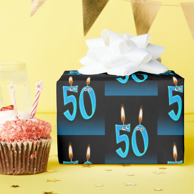 Papier Cadeau bougies humoristiques à 50e anniversaire avec des  (Fête d'anniversaire)