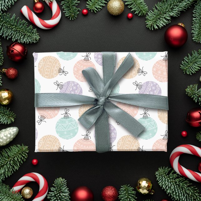 Papier Cadeau Boules de Noël Pastel (Créateur téléchargé)