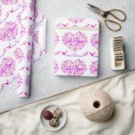 Papier Cadeau Bouquet de coeur coutume douche nuptiale emballage<br><div class="desc">Joli mariage cadeau de douche cadeau d'emballage papier idéal pour envelopper un cadeau très spécial à la mariée d'honneur d'être. Jolie aquarelle fleurs d'art dans un spray en forme de coeur avec ruban en violet, rose, rouge et gris mariage nuptiale enveloppé cadeau de douche. Modifiez cette enveloppe cadeau d'art avec...</div>