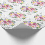 Papier Cadeau Bouquet floral Rose personnalisé de et vers<br><div class="desc">Ce papier d'emballage est sûr d'être un succès! Conçu avec un motif floral aquarelle créé et peint par moi,  ce papier peut être customisé avec vos propres noms "à" et "de"! Éliminez le besoin de tags ou l'horreur de cadeaux donnant des erreurs avec ce papier d'emballage personnalisé.</div>