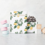 Papier Cadeau Cadeau Citron & Feuillage Aquarelle Bohème<br><div class="desc">Papier d'emballage chic à motif aquarelle de citrons et de feuillage dans le style bohème. Ajoutez une touche lumineuse et festive à vos cadeaux avec ce magnifique papier d'emballage à motif de citrons. Le design présente des citrons jaunes aquarelles et un feuillage peint à la main. Ce papier d'emballage aux...</div>