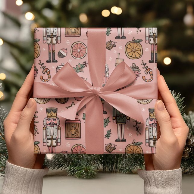 Papier Cadeau Casse-Noisette Fantaisie Rose  (Créateur téléchargé)