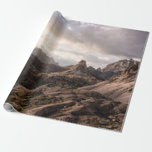 PAPIER CADEAU CHAMP GRASS PRÈS DES COLLINES SOUS LE CIEL NUAGE L