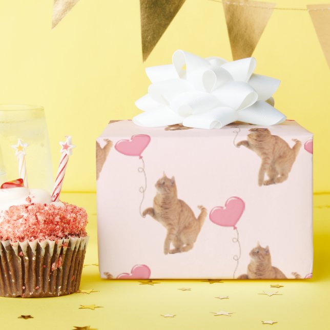 Papier Cadeau Chat De Gingembre Avec Ballotte Rose (Fête d'anniversaire)