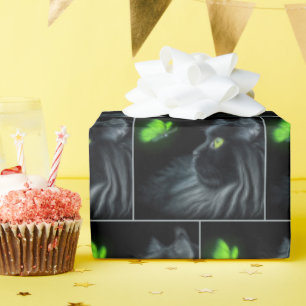 Papier Cadeau Chat Noir qui s'agenouille à un papillon vert bril