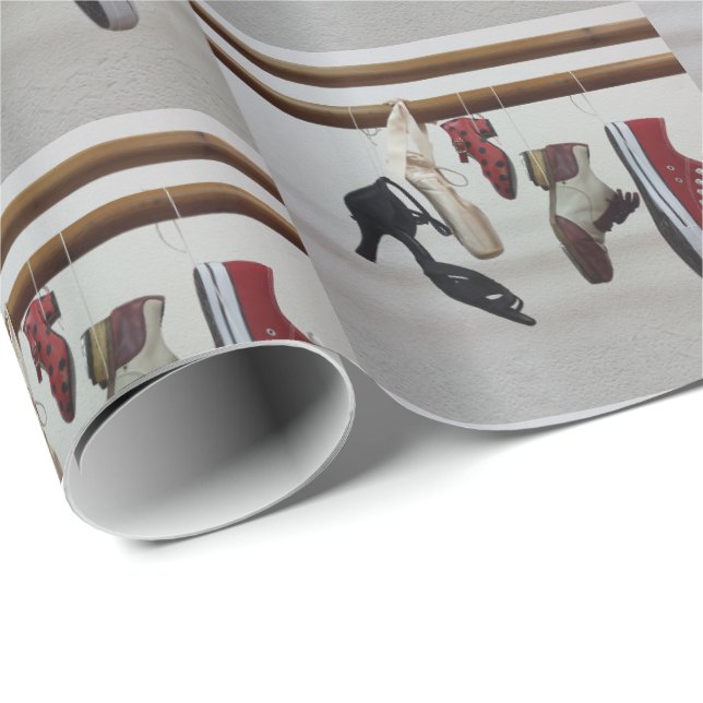 Papier Cadeau Chaussures de danse accrochées à l'enveloppe Cadea (Coin rond)