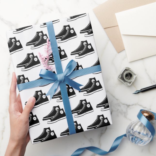 Papier Cadeau Chaussures noires sur fond blanc (Cadeaux)