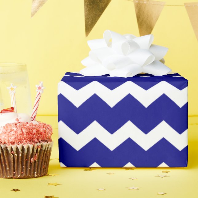 Papier Cadeau chevron bleu marine (Fête d'anniversaire)