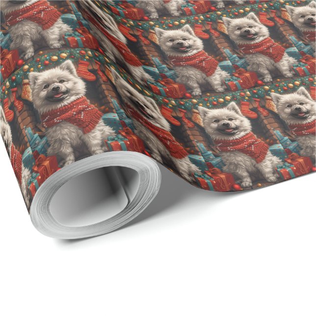 Papier Cadeau Chien Keeshond avec cheminée de cadeaux de Noël (Coin rond)