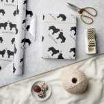 Papier Cadeau Chiens de montagne bernois Mariage avec texte pers<br><div class="desc">Personnalisez cette enveloppe-cadeau mariage originale de l’Amoureux des chiens de la Montagne bernoise avec les noms du nouveau Monsieur et Madame La mariée et mariée adorera la touche personnelle de votre cadeau réfléchi enveloppé dans le papier d’emballage original de l’amant berner. Parfait pour les douches nuptiales, les réceptions de mariage...</div>