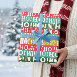 Papier Cadeau Christmas Red Green et Gold HO ! Oh ! Oh ! Rayures<br><div class="desc">Ce papier d'emballage festif de Noël présente une typographie moderne avec le salut joyeux du Père Noël, "Ho ! Ho ! Ho !" affiché en bandes colorées de rouge vif, vert et or. Le design est un mélange parfait d'élégance et de plaisir, diffusant la joie et les vacances applaudissent à...</div>