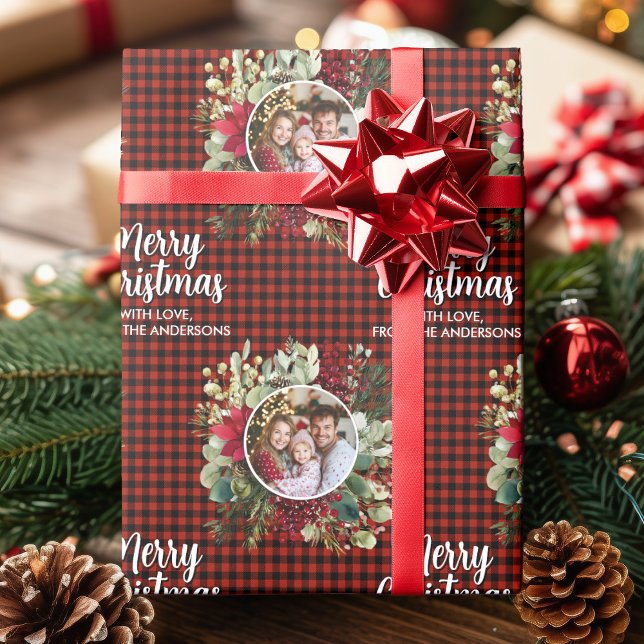 Papier Cadeau Christmas Wreath Plaids Family Photo Personalized (Christmas Wreath Plaids Family Photo Personalized Wrapping Paper)