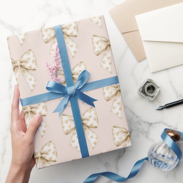 Papier Cadeau Cœurs arcs crème rose anniversaire (Cadeaux)