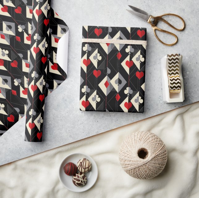 Papier Cadeau Costumes de jeu de cartes en poker. (Artisanat)