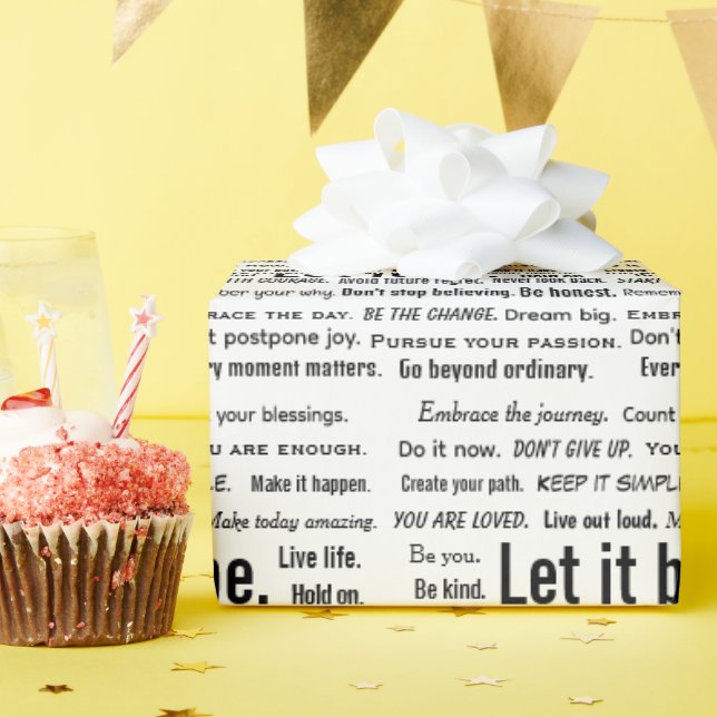 Papier Cadeau Courtes citations inspirantes sur fond blanc (Fête d'anniversaire)
