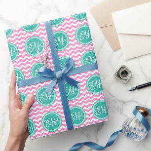 Papier Cadeau Coutume rose et turquoise décorée d'un monogramm