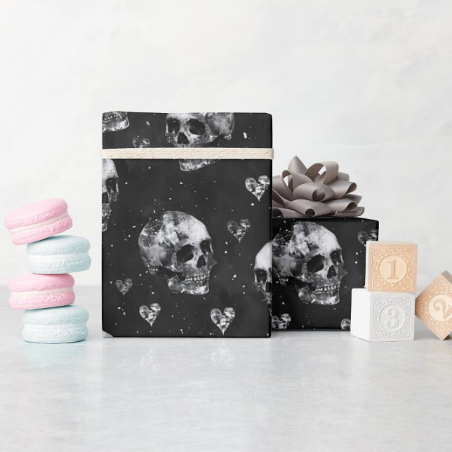 Papier Cadeau Crânes occultes gothiques avec Coeurs (Baby Shower)
