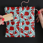 Papier Cadeau Cute retro aqua bleu vintage santa chapeau motif<br><div class="desc">Célébrez la saison des fêtes magiques et festives avec un joli papier d'emballage de vacances. Ce design de vacances vintage présente de mignons chapeau santa motif rétro vintage de Noël. Vous pouvez trouver ce motif de Noël amusant en 3 couleurs arrière - plans différentes rose vif, aqua et jaune avec...</div>