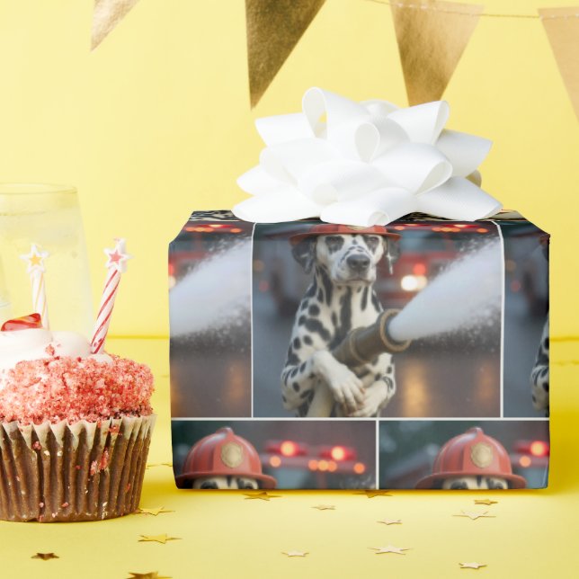 Papier Cadeau Dalmatian Dog With a Fire Hose (Fête d'anniversaire)