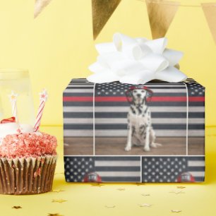 Papier Cadeau Dalmatien portant un casque de pompier
