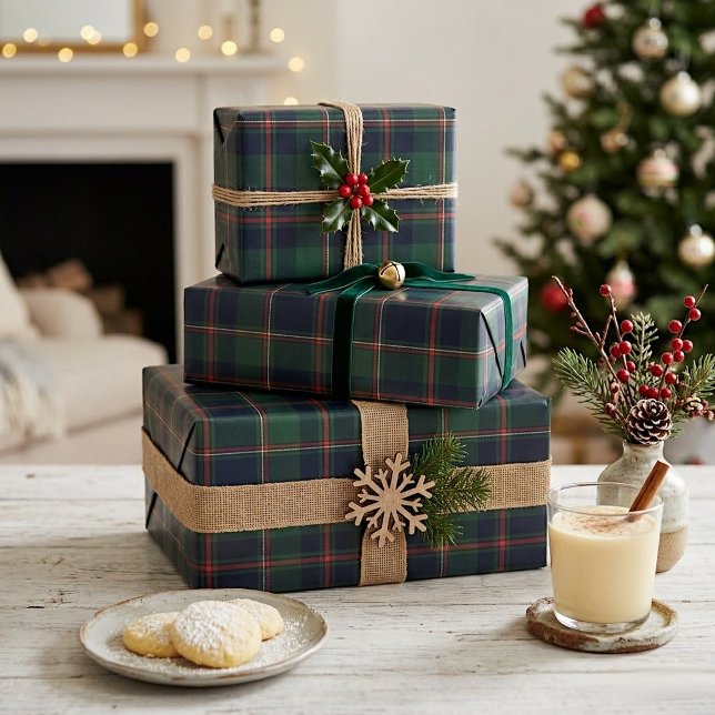 Papier Cadeau Dark Navy Blue Red Green Plaid Wrapping Paper (Créateur téléchargé)