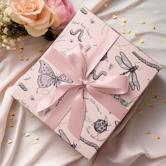 Papier Cadeau Délicat doux petit critère Feminine Blush Rose (An adorable, feminine yet whimsical Insect Wrapping Paper pattern for baby girls or mothers-to-be :))