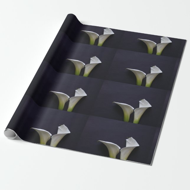 Papier Cadeau Deux lys calla sur le noir (Déroulé)