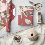 Papier Cadeau Élégant cadeau floral rose pâle eucalyptus<br><div class="desc">De magnifiques fleurs roses et rose pâle avec des accents de verdure ainsi que de joli eucalyptus. Ceci est sur un joli fond.  Si joli pour une douche de mariée ou un mariage.</div>