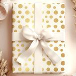 Papier Cadeau Elégant Pois de Faux Gold Moderne sur Blanc<br><div class="desc">Ce papier d'emballage élégant présente des pois brillants en feuille d'or sur un arrière - plan blanc immaculé,  parfait pour toute occasion spéciale. Que ce soit pour les mariages,  les anniversaires ou les cadeaux de vacances,  ce design luxueux ajoute une touche sophistiquée et élégante à votre emballage cadeau.</div>
