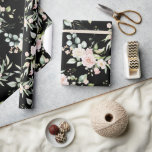 Papier Cadeau Elegant Rose Pâle Eucalyptus Noir<br><div class="desc">De magnifiques fleurs roses et rose pâle avec des accents de verdure ainsi que de jolis eucalyptus sur un fond noir élégant.  Si joli pour une douche de mariée ou un mariage ou toute occasion.  Juste magnifique et si élégant.</div>
