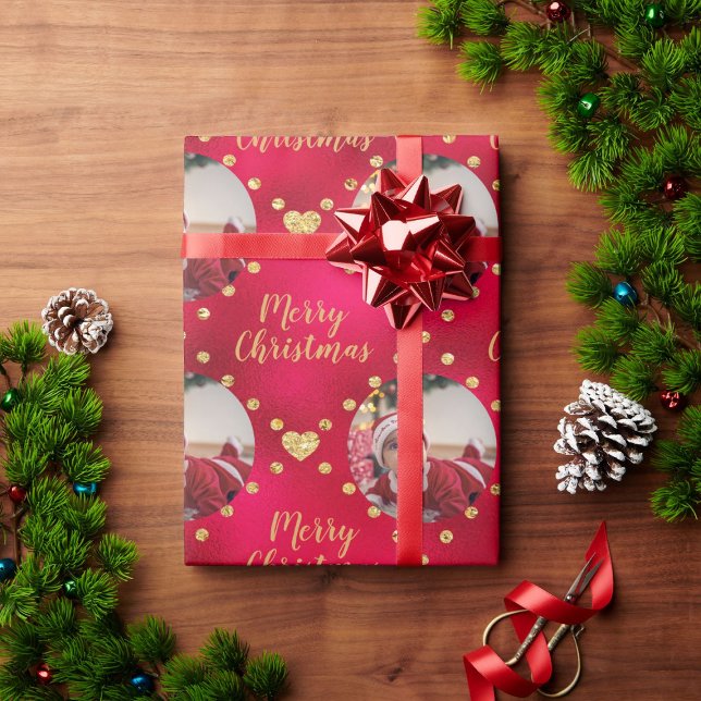 Papier Cadeau Elégant Rouge & Or Carrés de Noël Baby Photo (Créateur téléchargé)