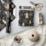 Papier Cadeau Élégant Snowflakes Gold & Silver Christmas Tree<br><div class="desc">Motif de Noël moderne en faux argent et or.</div>