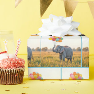 Papier Cadeau Elephant tenant un bouquet de ballon d'anniversair